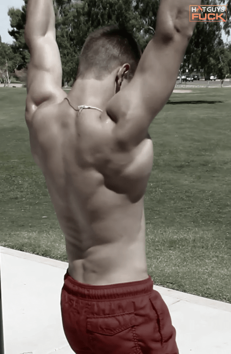 Teen Muscle Stud Kellan Hartmann working out before shooting his first porn scene for GayHoopla and HotGuysFucck