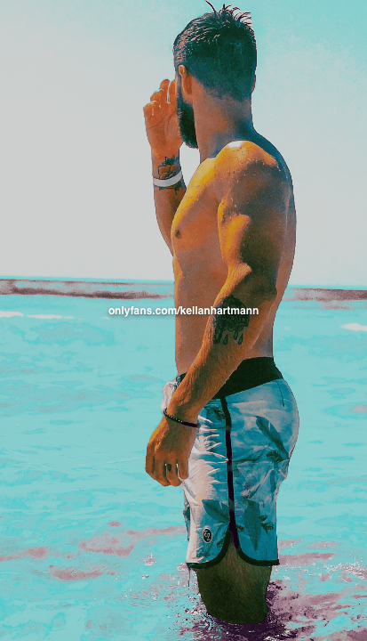 Kellan Hartmann sexy porn stud - Hunter Storch at the beach