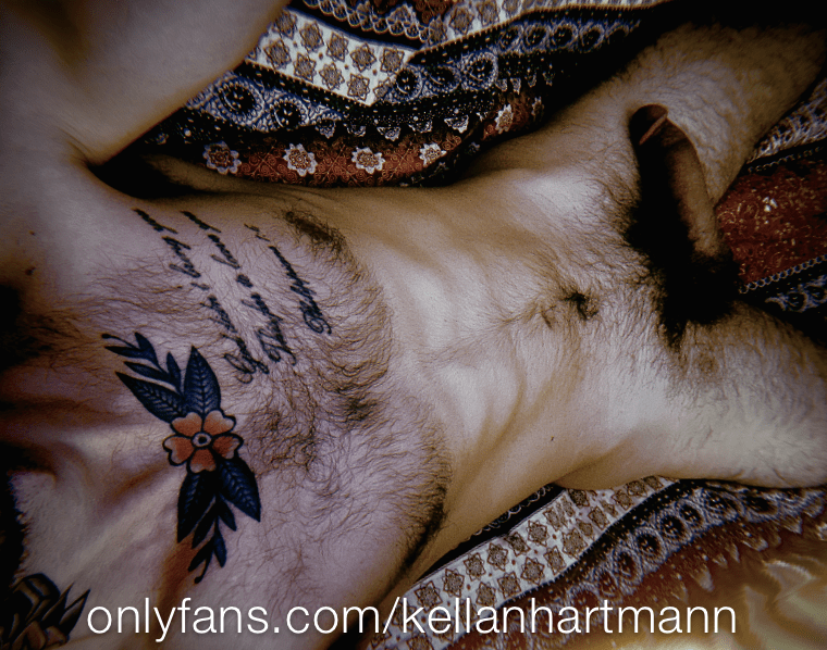Body hair looks good on Kellan Hartmann